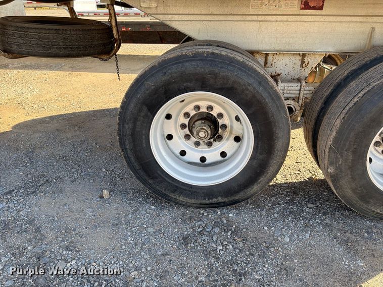 image for item ER3475 1989 Mate end dump trailer