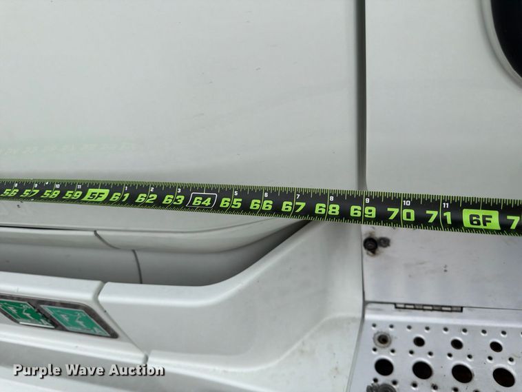 2016 Freightliner CASCADIA