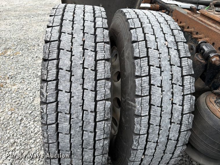 2016 Freightliner CASCADIA