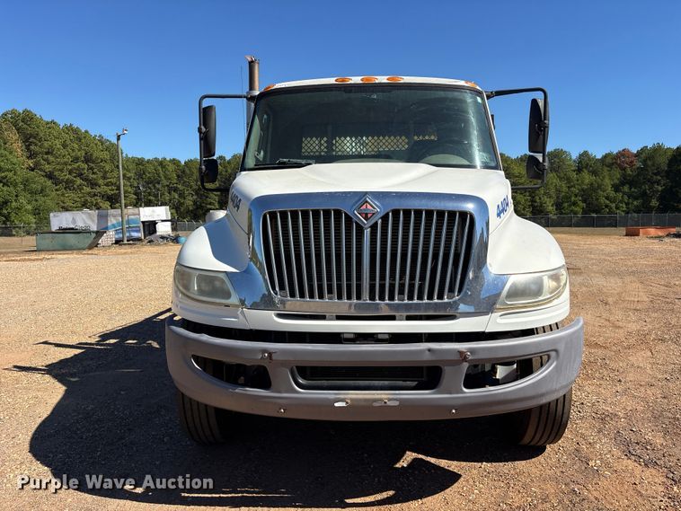 image for item ES8311 2016 International MF035 flatbed truck