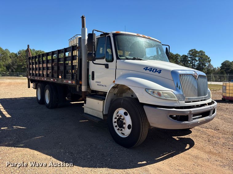 image for item ES8311 2016 International MF035 flatbed truck