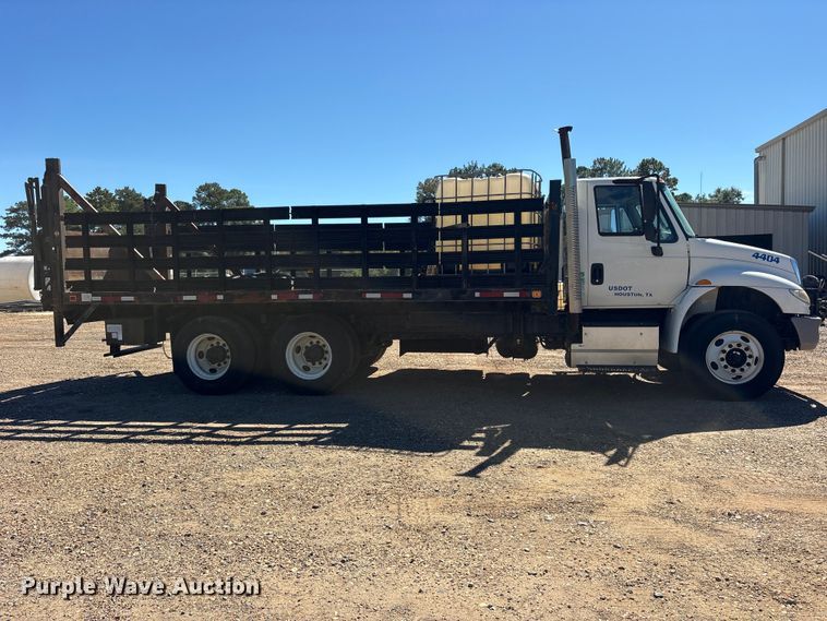 image for item ES8311 2016 International MF035 flatbed truck