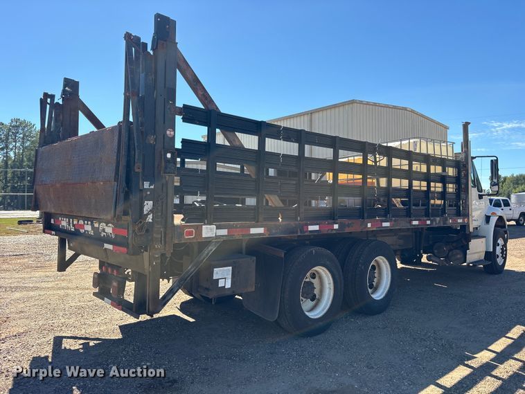 image for item ES8311 2016 International MF035 flatbed truck
