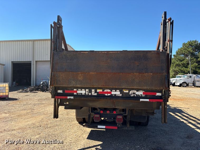 image for item ES8311 2016 International MF035 flatbed truck