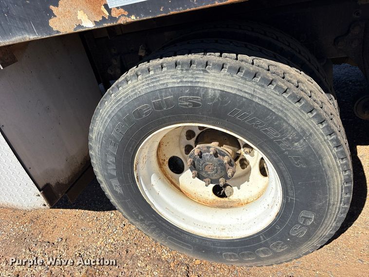 image for item ES8311 2016 International MF035 flatbed truck