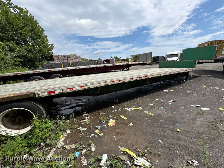 image for item ET8671 drop deck equipment trailer