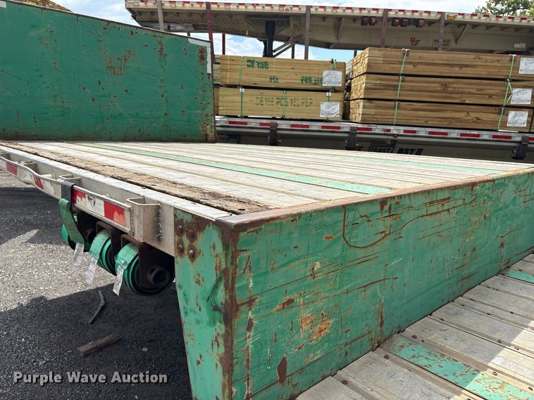 image for item ET8671 drop deck equipment trailer
