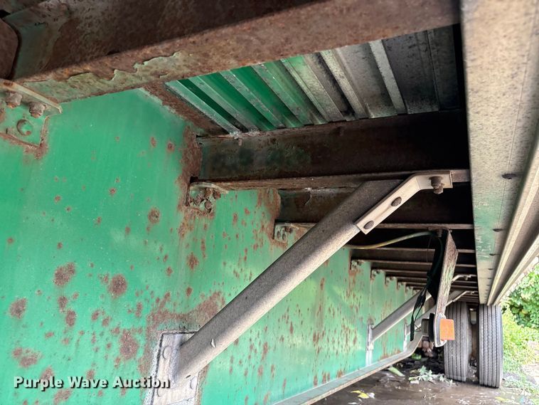 image for item ET8671 drop deck equipment trailer