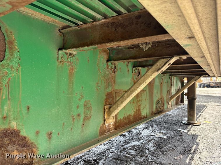 image for item ET8671 drop deck equipment trailer