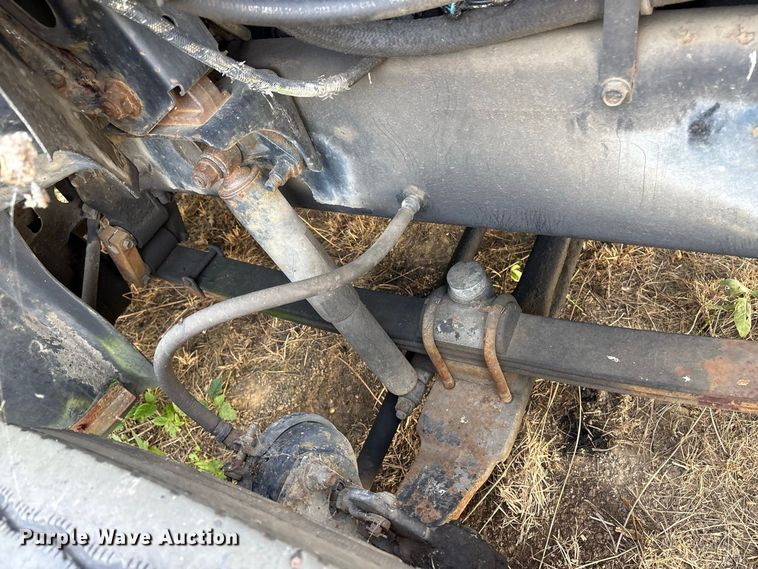 image for item ET8687 1994 Mack CH613 semi truck
