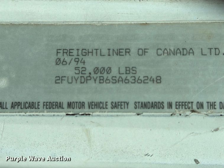 image for item EU0889 1995 Freightliner USF-1E semi truck