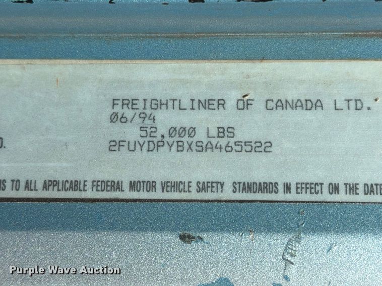 image for item EU0891 1995 Freightliner USF-1E semi truck