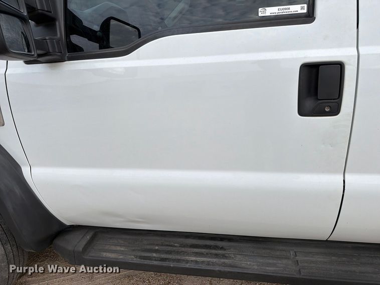 image for item EU0908 2008 Ford F550 Super Duty Crew Cab utility / service truck