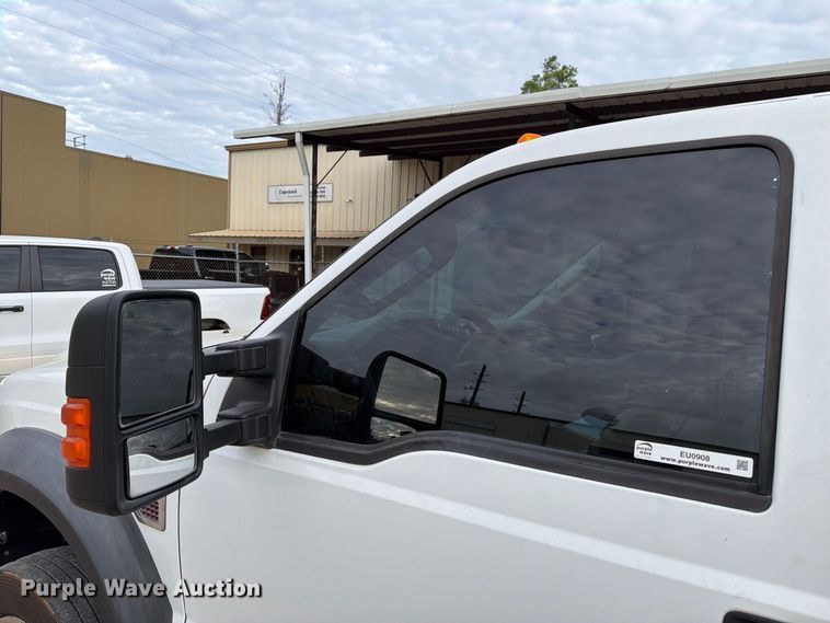image for item EU0908 2008 Ford F550 Super Duty Crew Cab utility / service truck
