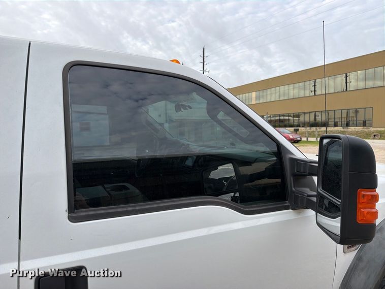 image for item EU0908 2008 Ford F550 Super Duty Crew Cab utility / service truck