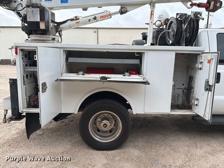 image for item EU0908 2008 Ford F550 Super Duty Crew Cab utility / service truck