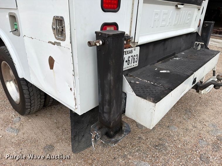 image for item EU0908 2008 Ford F550 Super Duty Crew Cab utility / service truck