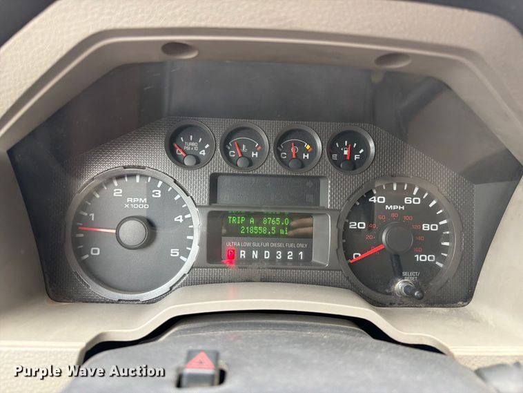 image for item EU0908 2008 Ford F550 Super Duty Crew Cab utility / service truck