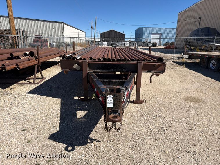image for item EW2236 2005 C&B equipment trailer