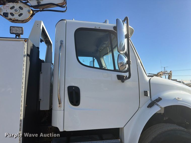 image for item EW2317 2016 Freightliner Business Class M2 utility / service truck
