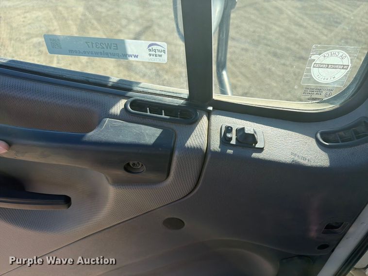 image for item EW2317 2016 Freightliner Business Class M2 utility / service truck