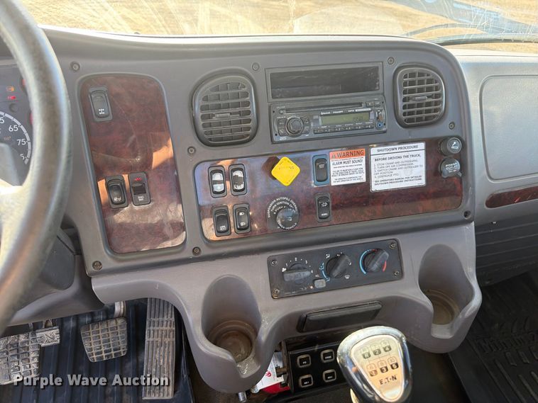 image for item EW2317 2016 Freightliner Business Class M2 utility / service truck