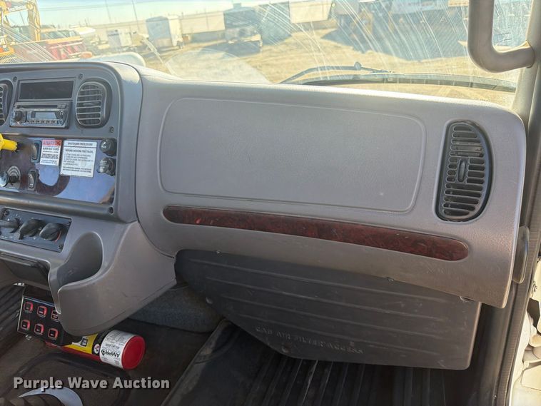 image for item EW2317 2016 Freightliner Business Class M2 utility / service truck