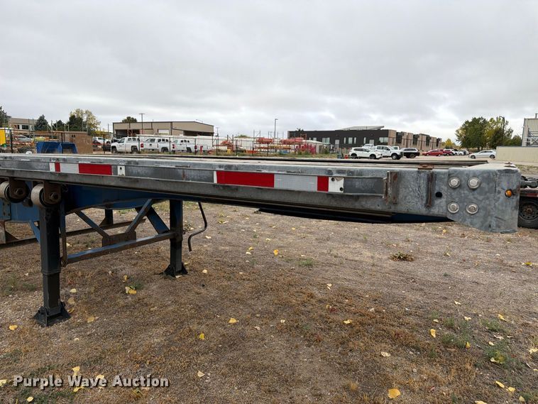 image for item EW2327 2011 Manac SFB48 flatbed trailer