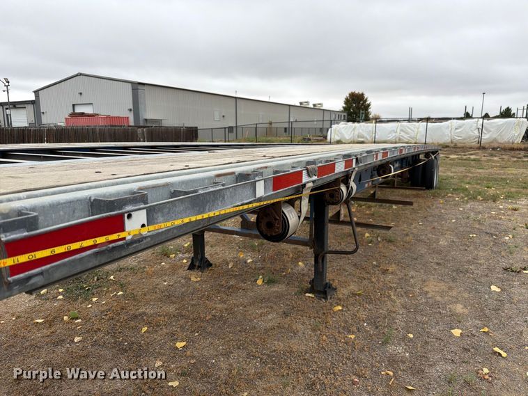 image for item EW2327 2011 Manac SFB48 flatbed trailer
