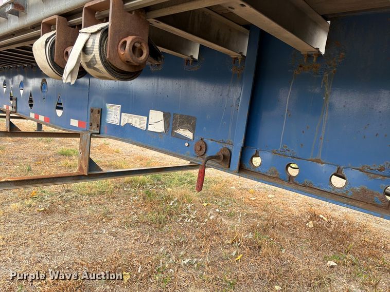 image for item EW2327 2011 Manac SFB48 flatbed trailer