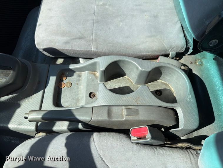 image for item EW7547 2008 Chevrolet W5 box truck