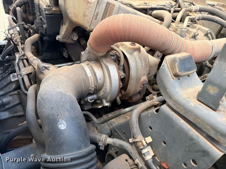 image for item EW7547 2008 Chevrolet W5 box truck