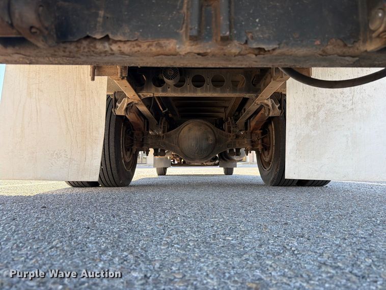 image for item EW7547 2008 Chevrolet W5 box truck