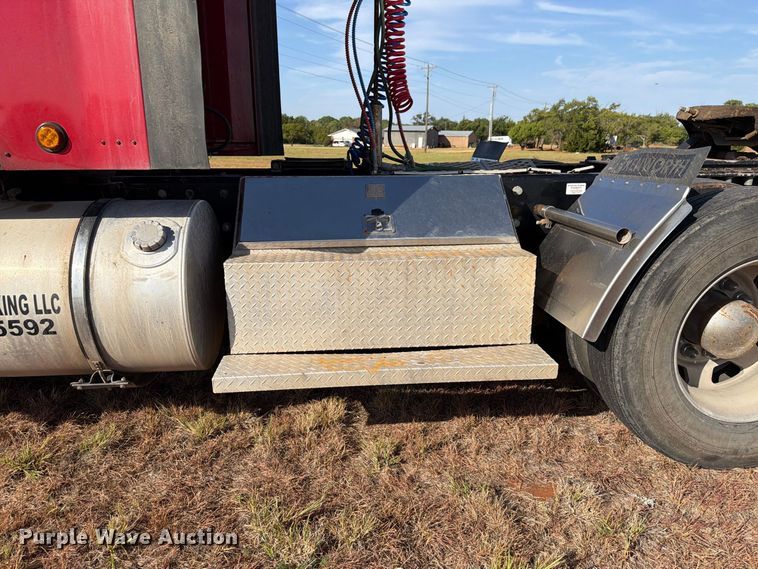 image for item EW8894 2015 Kenworth W900 semi truck