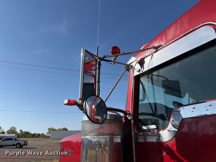 image for item EW8894 2015 Kenworth W900 semi truck