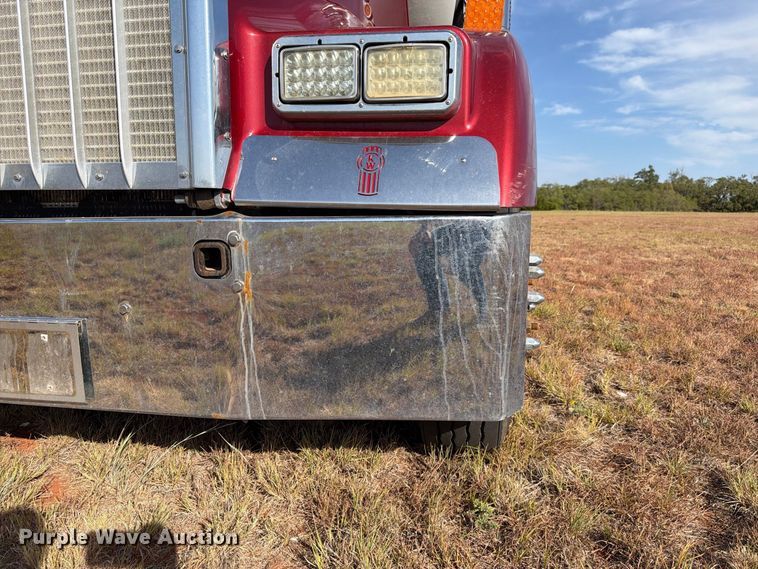 image for item EW8894 2015 Kenworth W900 semi truck