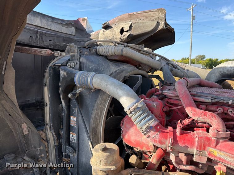 image for item EW8894 2015 Kenworth W900 semi truck