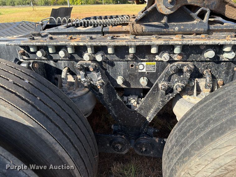 image for item EW8894 2015 Kenworth W900 semi truck