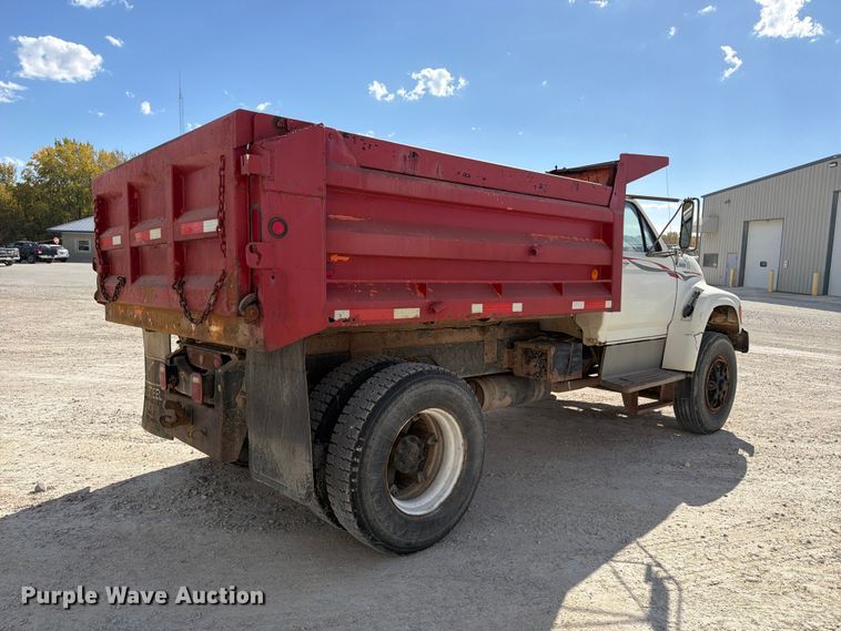 image for item EX1054 1995 Ford F800 dump truck