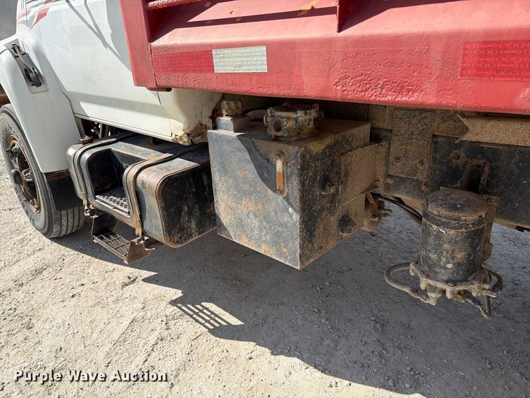 image for item EX1054 1995 Ford F800 dump truck