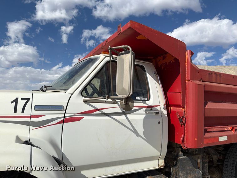 image for item EX1054 1995 Ford F800 dump truck