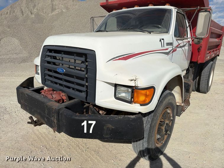 image for item EX1054 1995 Ford F800 dump truck