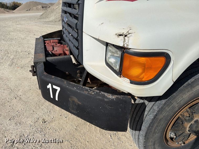 image for item EX1054 1995 Ford F800 dump truck