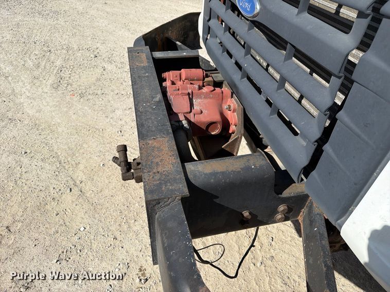 image for item EX1054 1995 Ford F800 dump truck