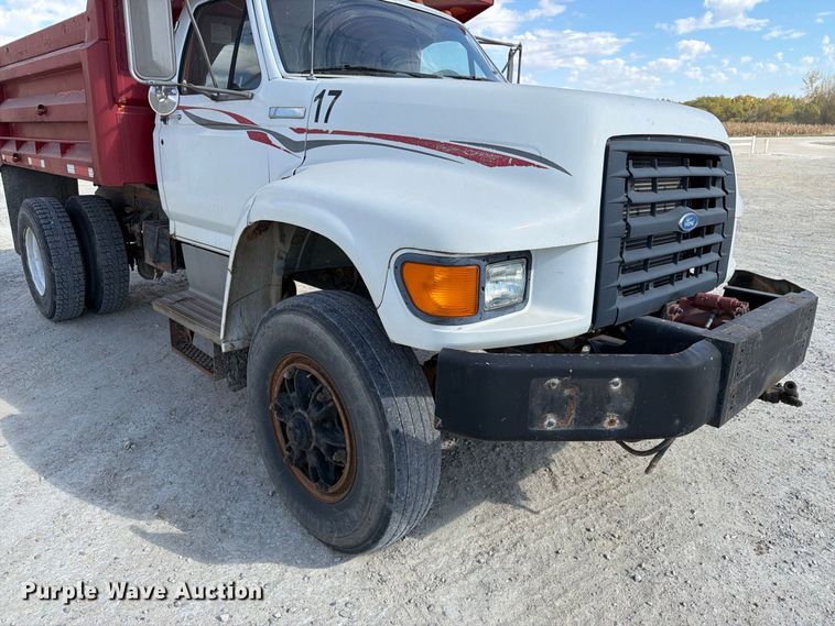 image for item EX1054 1995 Ford F800 dump truck