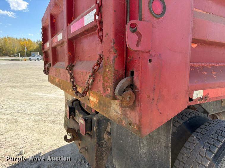 image for item EX1054 1995 Ford F800 dump truck