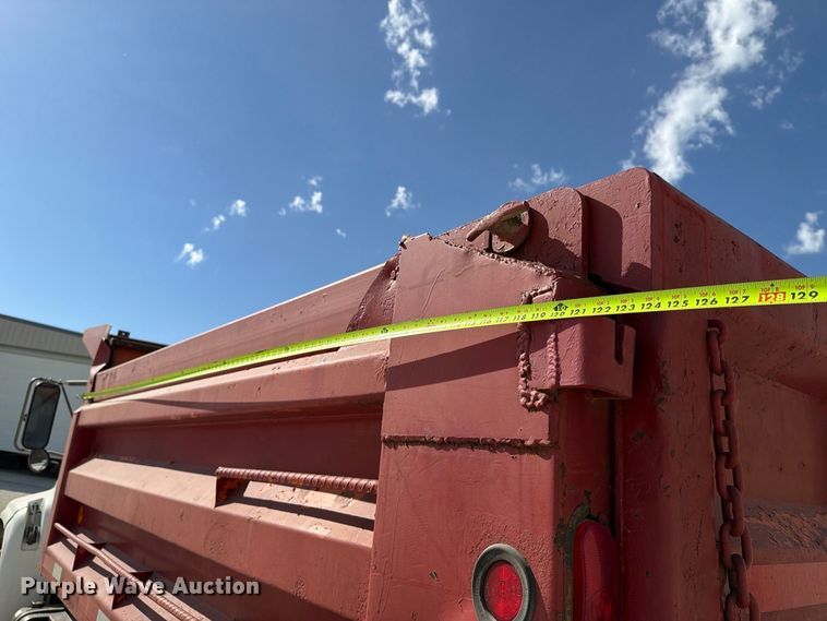 image for item EX1054 1995 Ford F800 dump truck