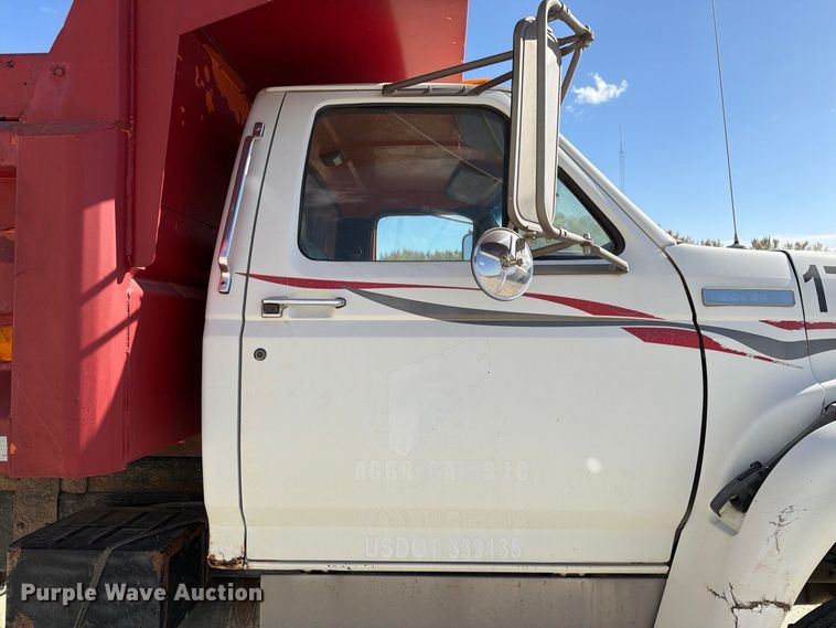image for item EX1054 1995 Ford F800 dump truck