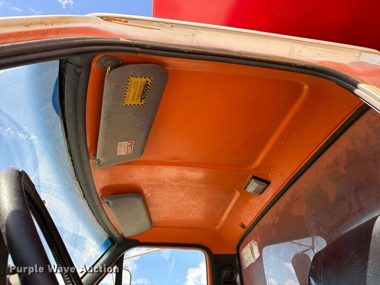 image for item EX1054 1995 Ford F800 dump truck