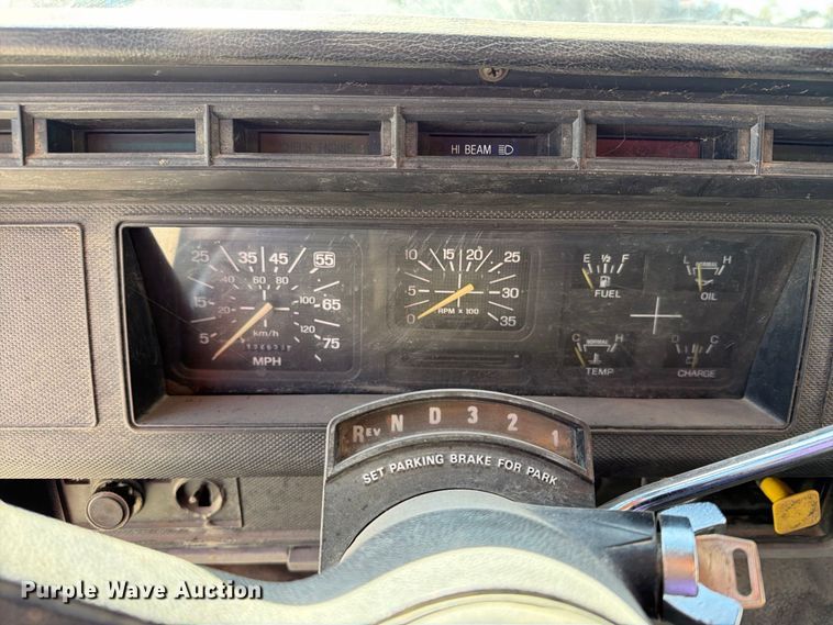 image for item EX1054 1995 Ford F800 dump truck